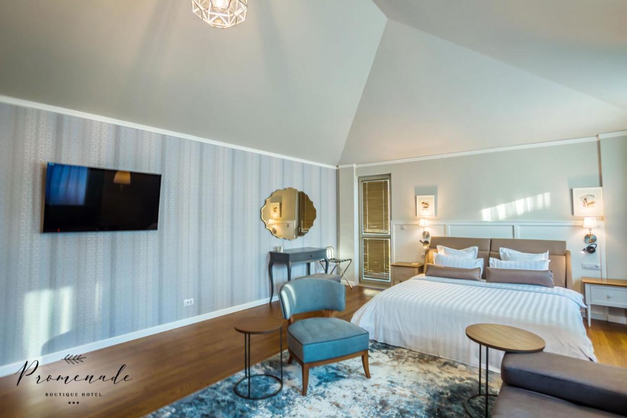 בורגאס Hotel Residence Promenade מראה חיצוני תמונה Suite room