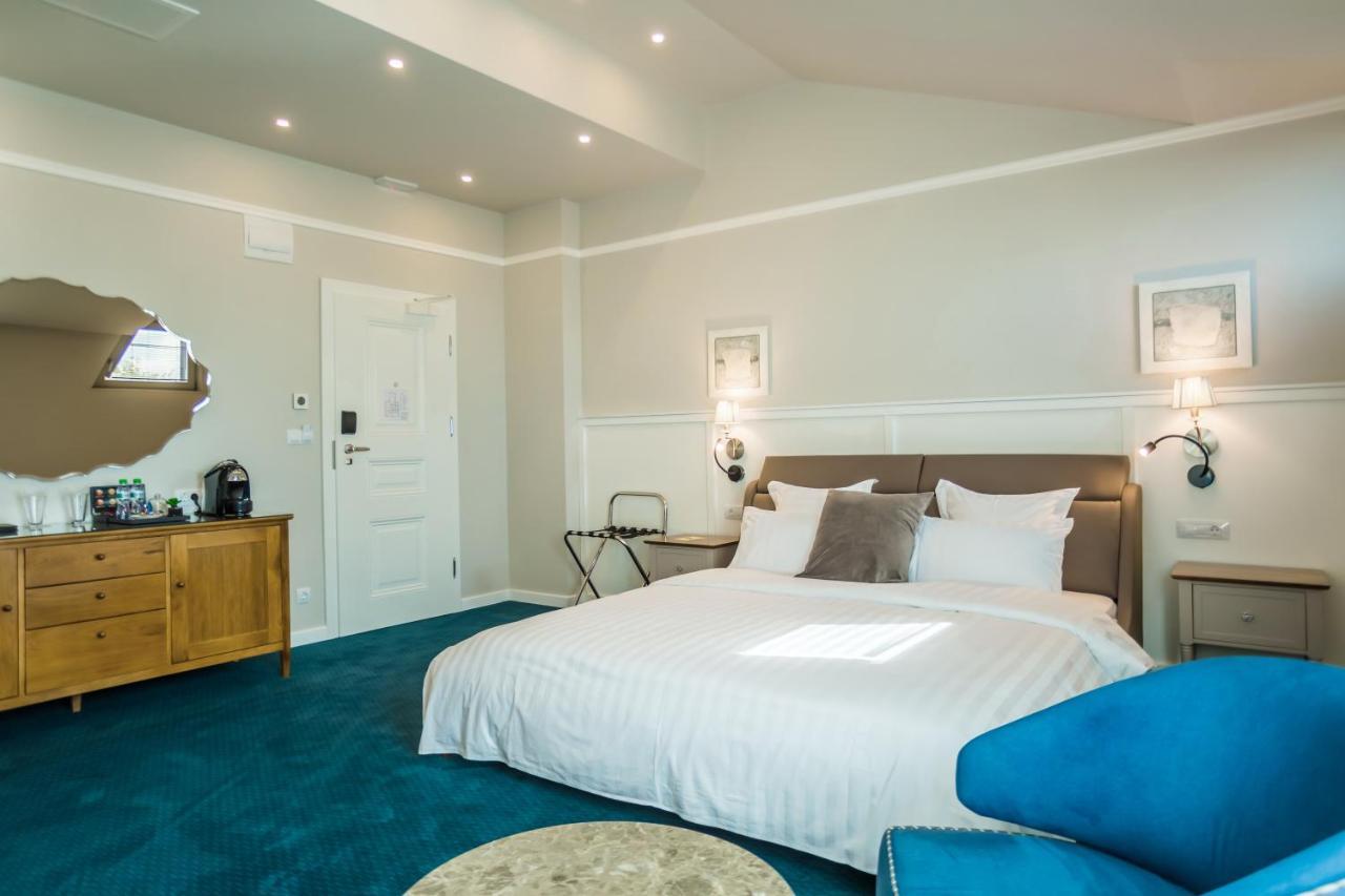 בורגאס Hotel Residence Promenade מראה חיצוני תמונה A room at the hotel