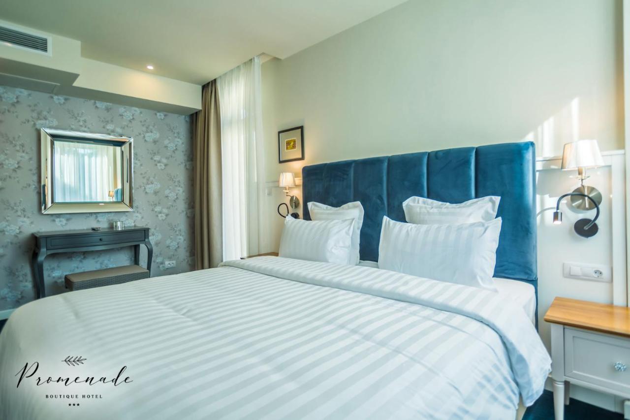 בורגאס Hotel Residence Promenade מראה חיצוני תמונה Deluxe Room
