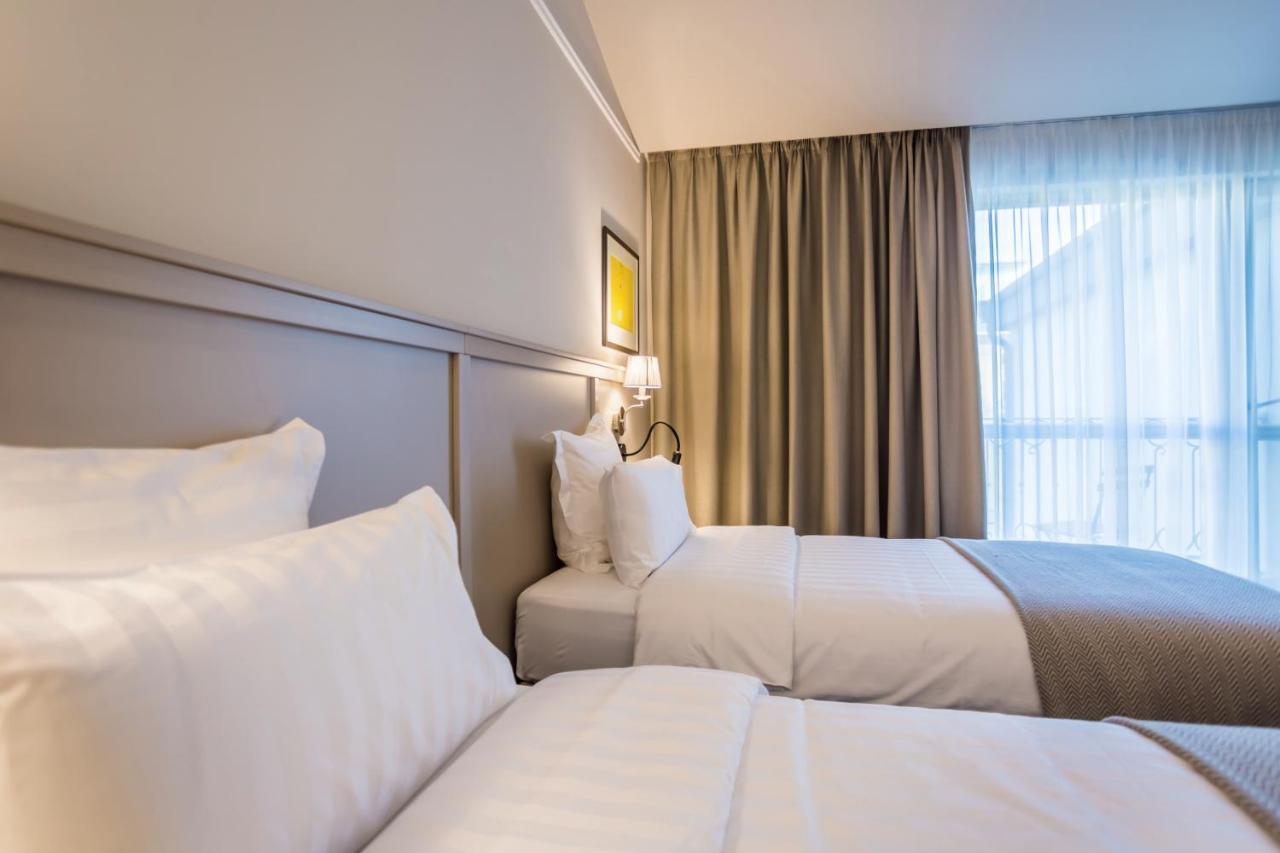בורגאס Hotel Residence Promenade מראה חיצוני תמונה A room at the hotel