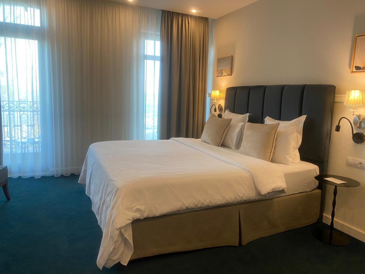בורגאס Hotel Residence Promenade מראה חיצוני תמונה A room at the hotel
