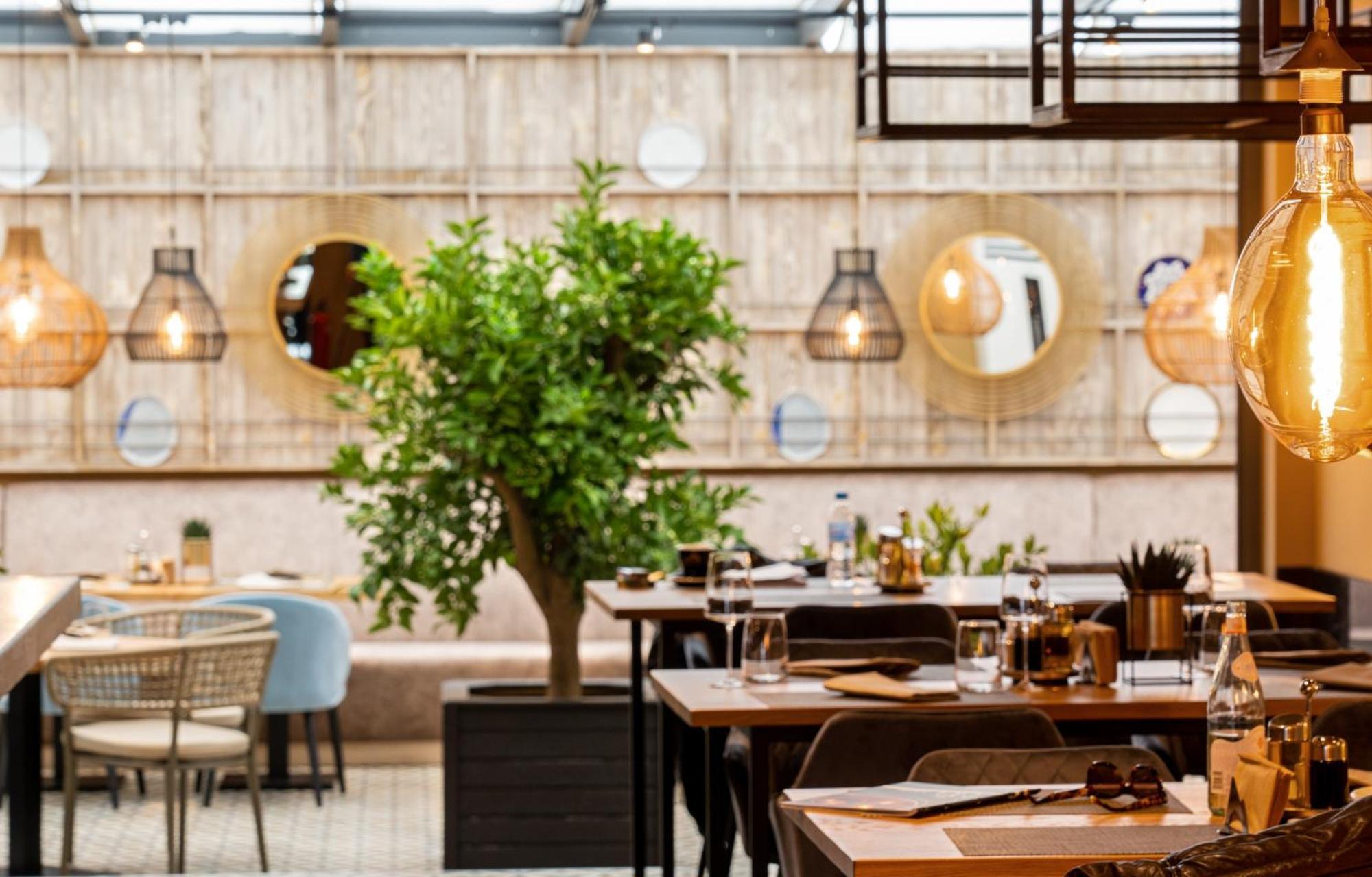 בורגאס Hotel Residence Promenade מראה חיצוני תמונה Restaurant interior