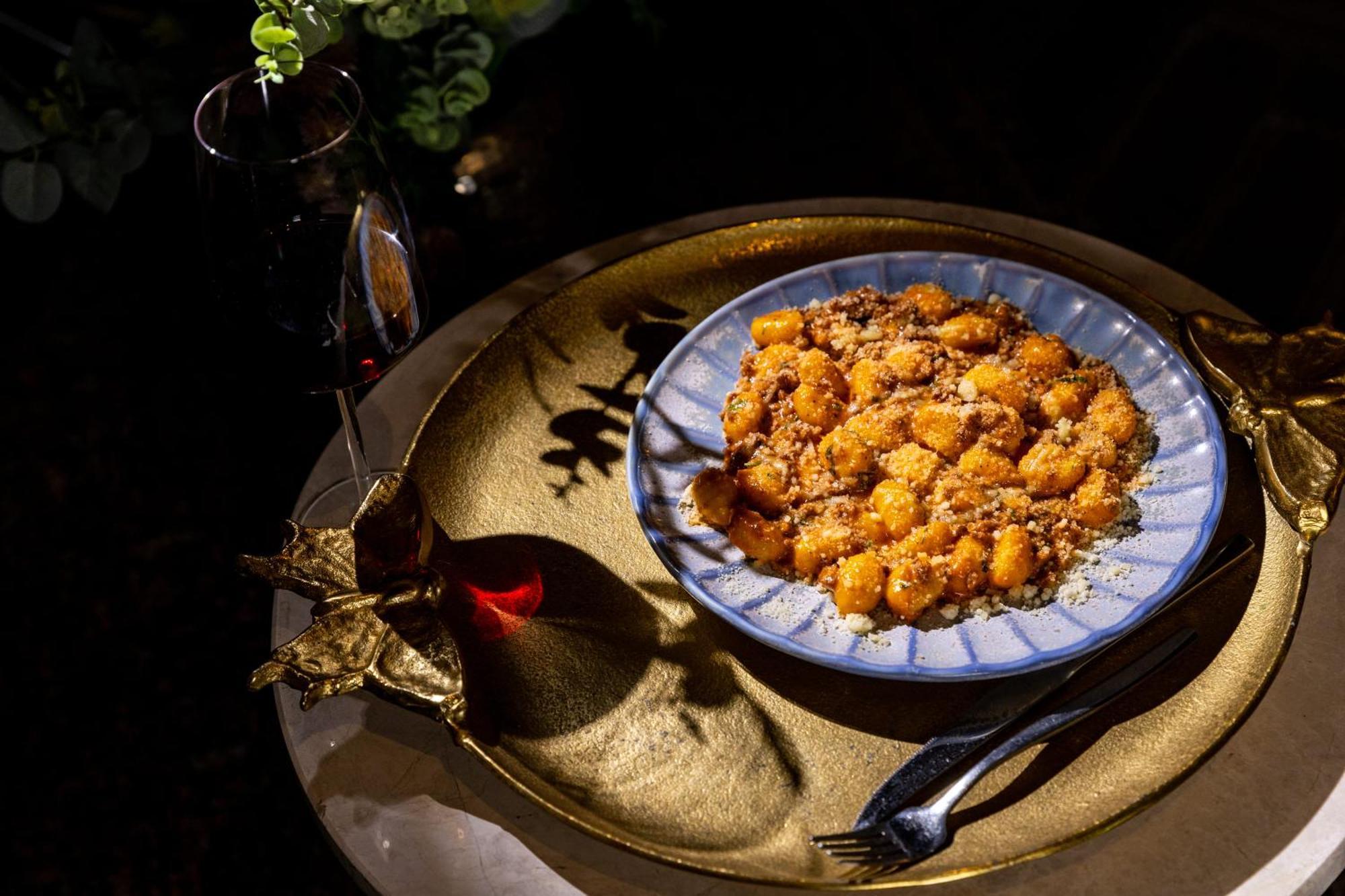 בורגאס Hotel Residence Promenade מראה חיצוני תמונה A plate of gnocchi