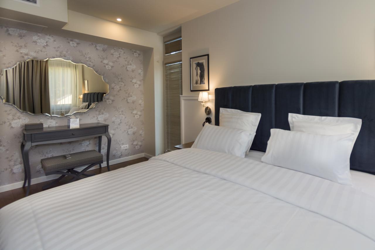 בורגאס Hotel Residence Promenade מראה חיצוני תמונה Deluxe room
